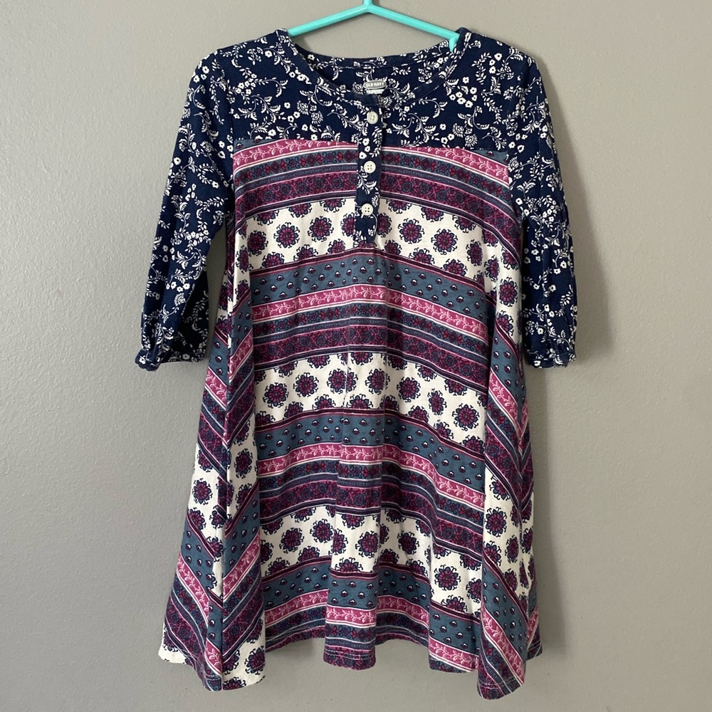 Old Navy toddler girl’s patterned swing dress